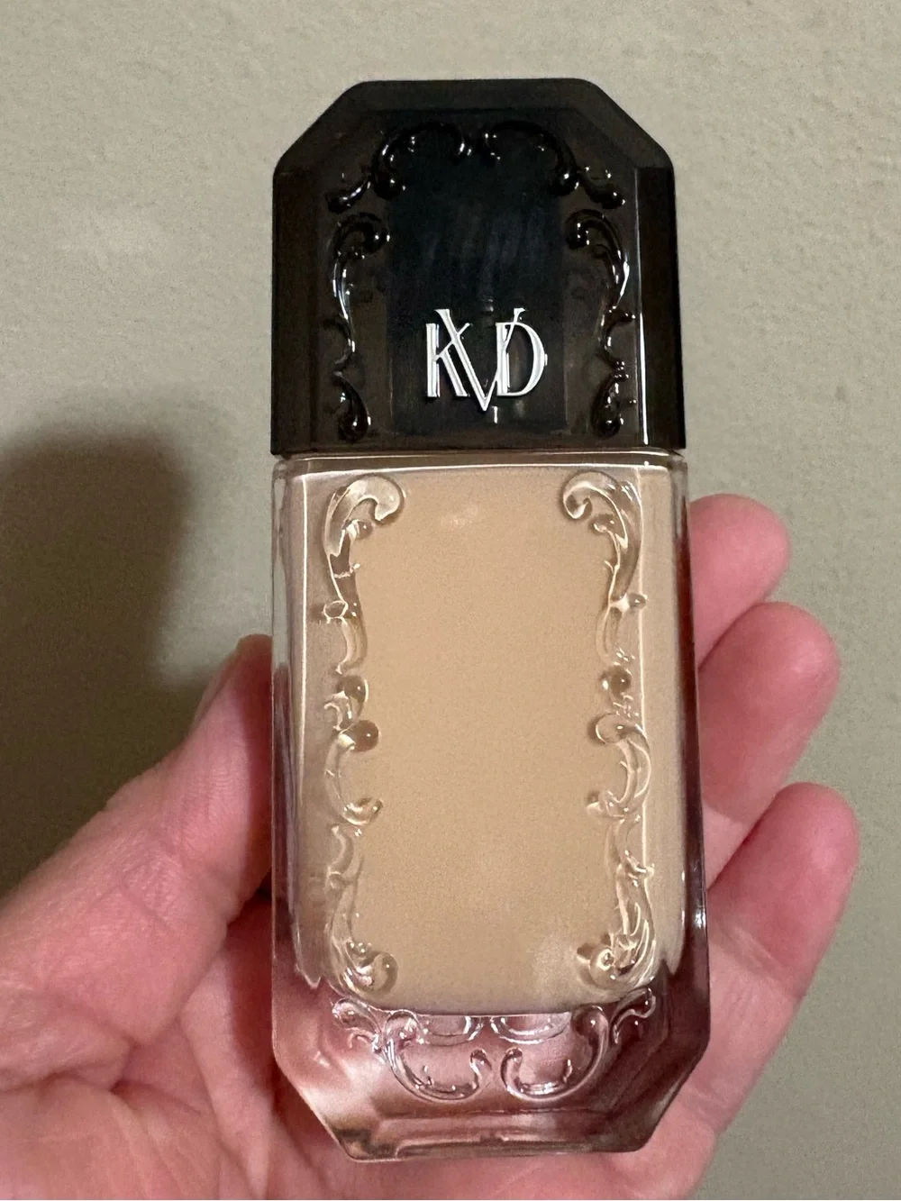 KVD Good Apple Full-Coverage Serum Foundation - MEDIUM 030.Brand New Never Used